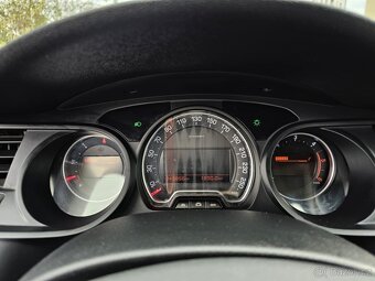 Citroen C5 2.0, 103 kW, Naftový, Tourer - 6