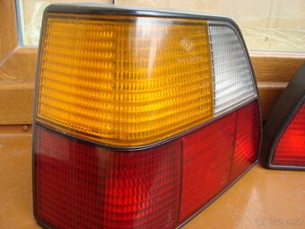 VW Golf 2-zadní světla - 6