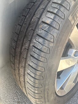 Yeti Green Tec 1,4 TSI Elegance pouze 42tis km - 6