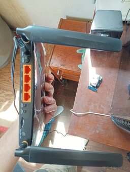 TP-Link Archer MR200 WiFi AC750 - 6
