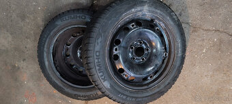2 zimní pneumatiky KUMHO 185/60R15 84T 8,00mm DOT 2023 - 6