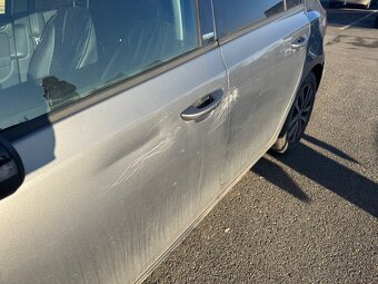 Volkswagen Golf 6 1.6TDI 77kw - 6