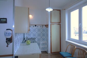 K prodeji byt před rekonstrukci 2+1 o vel. 58 m² v Chebu - 6