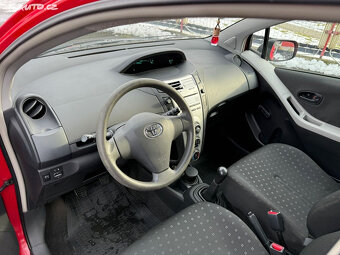 Prodám Toyota Yaris 1.0 VVT-i, benzín, - 6