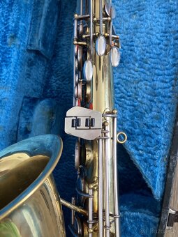 Tenorový saxofon Amati Lignatone č. 44394 - 6