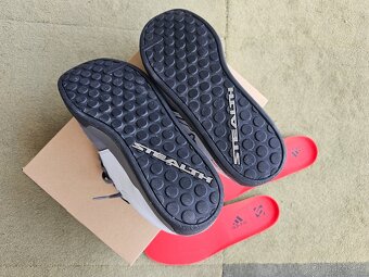 ADIDAS Five - 6