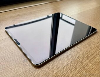 iPad Pro M1, 1TB (16gb RAM) + Cellular + Magic Keyboard - 6