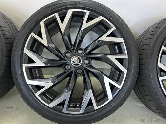 letní originál sada Škoda Superb IV Helix 19" 5x112 - 6