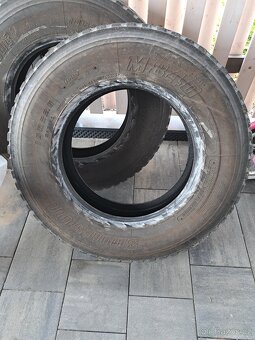 Pneu 10 r 22.5 Bridgestone - 6