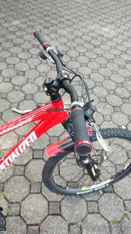 Celodpružené kolo Specialized - 6