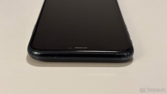 Apple iPhone Xr 64GB Černý - 6