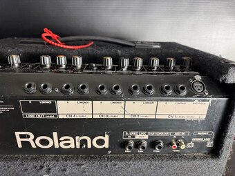 Roland KC-350 klávesové kombo - 6