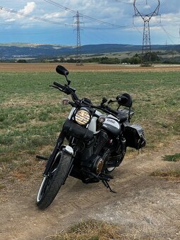 Yamaha Bolt XV 950 - 6