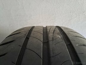 4ks 205/55/16 Michelin - 6