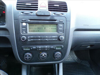 Volkswagen Golf 1,4 FSI DIGI.KLIMA-HNED ODJÍŽDÍTE - 6