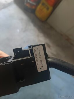 Zbytek dílů fabia 1 combi, světla maska atd - 6