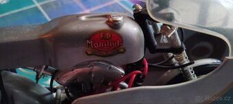 Model 1:9 závodní motorka 1957 Protar Mondial - 6