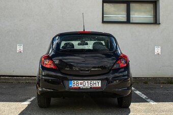 Opel Corsa 1.4 16V Cosmo - 6
