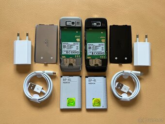 Nokia E52 - 6