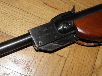 Vzduchovka Slavia 630 s původní krabicí, rok výr. 1986 - 6