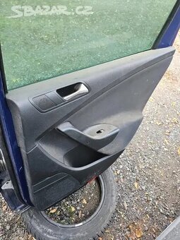 Zadní pravé dveře VW Passat B6 3c - 6