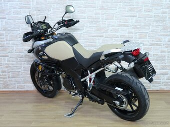 Suzuki DL1000 V-Strom najeto jen cca 3800km - 6