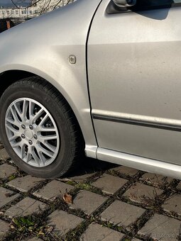 Škoda Fabia 1.4mpi benzín - 6