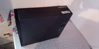 Stolní počítač Lenovo ThinkCentre M82 - 6