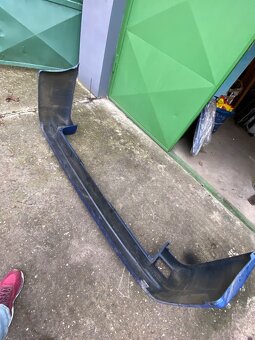 Zadní nárazník pro VW T4 - 6