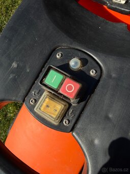 Štěpkovač větví - 6