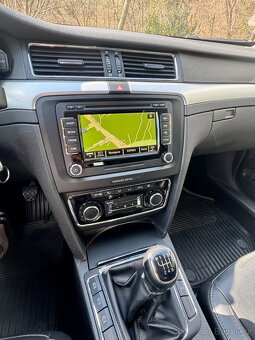 Škoda Superb II combi 1.6.TDI Greenline - 6