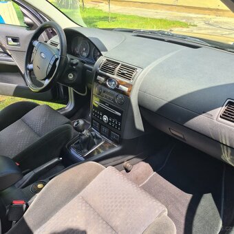 Ford Mondeo 2.2 TDCi Ghia - 6