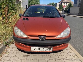 Prodám nebo vyměním Peugeot 206 1.4 hdi 50kw Rok 2004. - 6