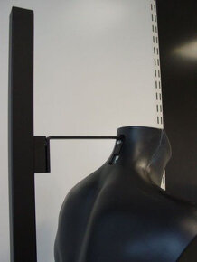 Bysta černá pánská - plastové torzo - 6