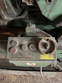 🛠️ Strojní pila na kov – KFD‑250‑02 (rok 1989, 380 V) 🛠️ - 6