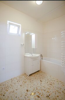 Kompletně zrekonstruovaný rodinný dům se zahradou- Maďarsko - 6