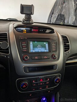 KIA Sorento 2,2 CRDi 4x4 145 kw - 6