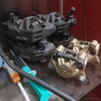 4 klapka Kawasaki 1400 - 6