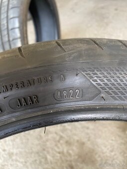 Letní pneu 225/40 R19 - 6