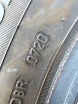 Zimní pneu 205/60r16 - 6