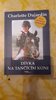 Koňské knihy TOP STAV - 6