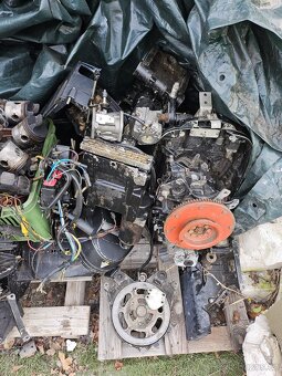 Lodní motor mercury 115 na dily - 6