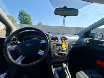 Prodám Ford Focus kombi - 6