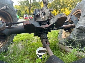 Přední hnaná náprava zetor 7245 na opravu - 6