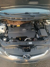 Mazda 5 - 6