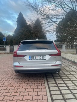 Volvo V60 D4 140 Kw - 6