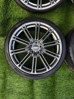 Aston Martin DB9S kola - 6