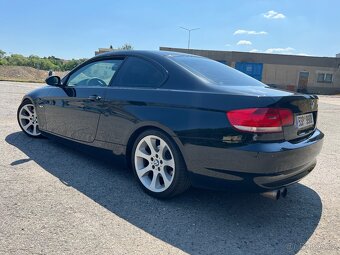 BMW E92 325i LPG manuál - 6