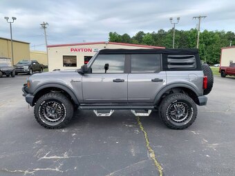 Ford Bronco 2021 Base  SUV - 6