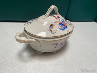 Porcelánová dóza - 6